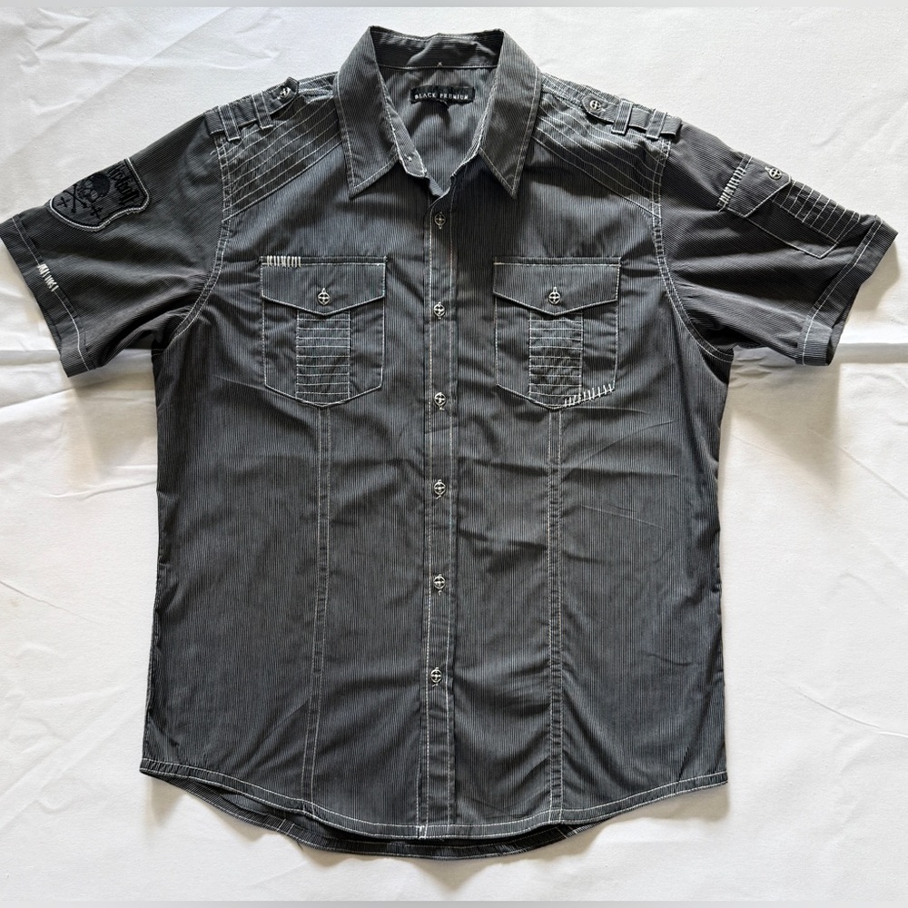 Affliction Black Premium Skull Patch Button Up Sh… - image 1